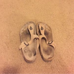 Pre-loved Gizeh Birkenstocks